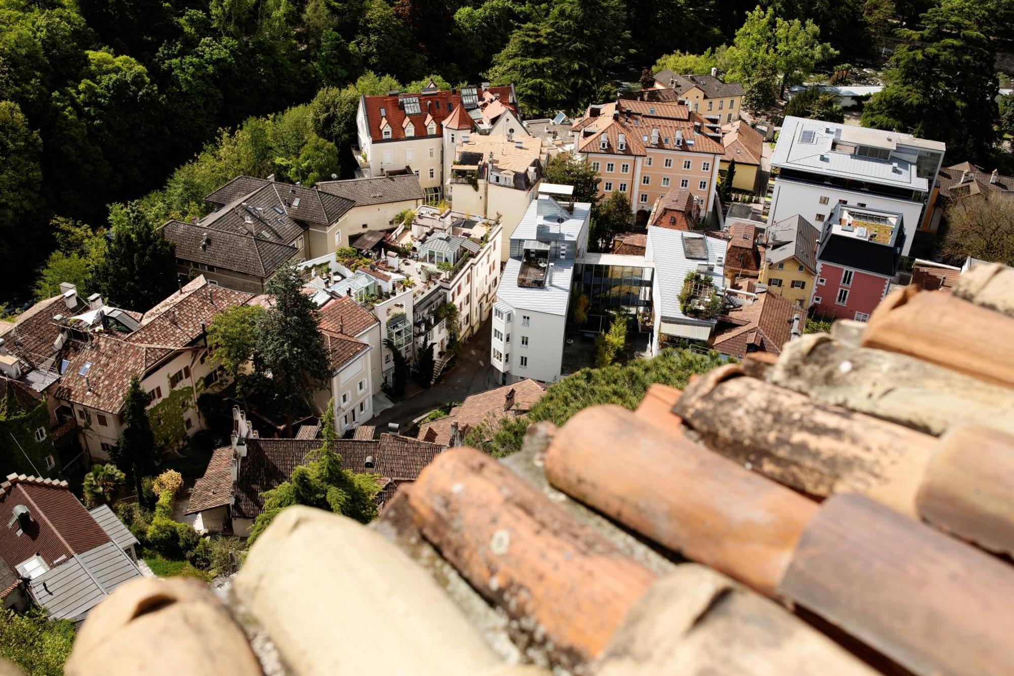 5-Zimmer-Appartement In Historischer Privatvilla, Meran Zentrum, Kostenloser Parkplatz Exteriér fotografie